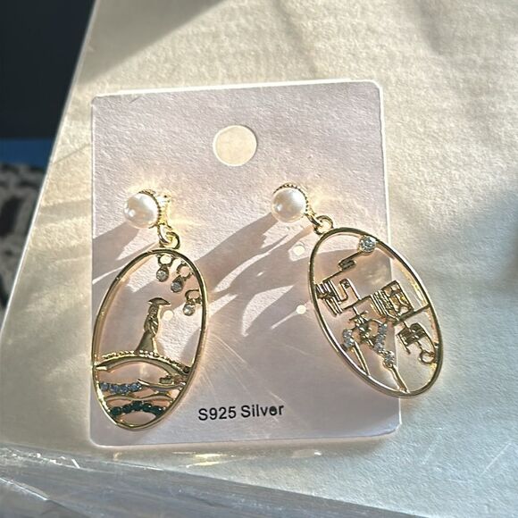 925 Sterling Silver Asian Inspired Earrings with Pearl - Picture 6 of 7